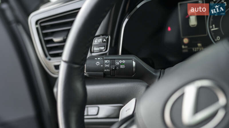 Позашляховик / Кросовер Lexus NX 2023 в Львові