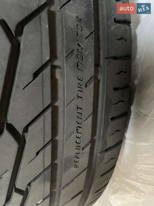 Позашляховик / Кросовер Lexus NX 2019 в Ужгороді