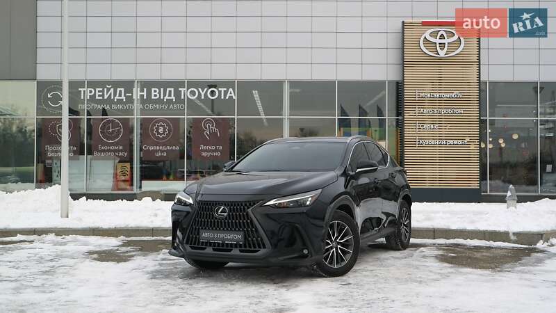 Lexus NX 2022