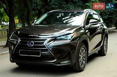 Позашляховик / Кросовер Lexus NX 2015 в Краснограді