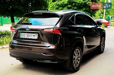 Позашляховик / Кросовер Lexus NX 2015 в Краснограді