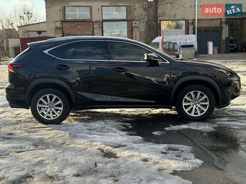Позашляховик / Кросовер Lexus NX 2019 в Києві