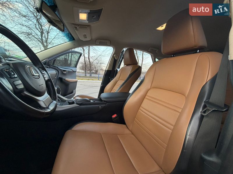 Внедорожник / Кроссовер Lexus NX 2016 в Одессе