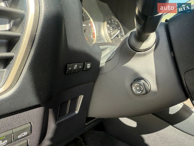 Позашляховик / Кросовер Lexus NX 2015 в Дніпрі