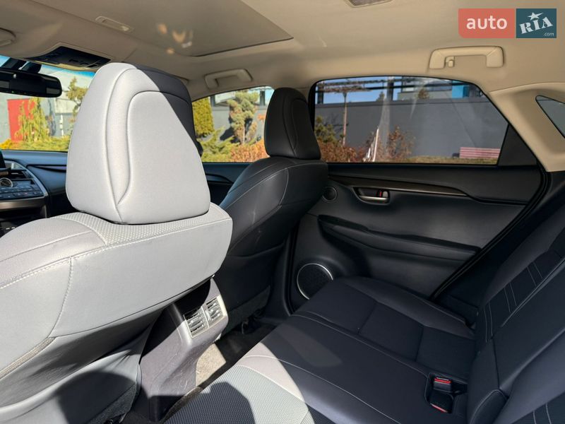 Позашляховик / Кросовер Lexus NX 2015 в Дніпрі