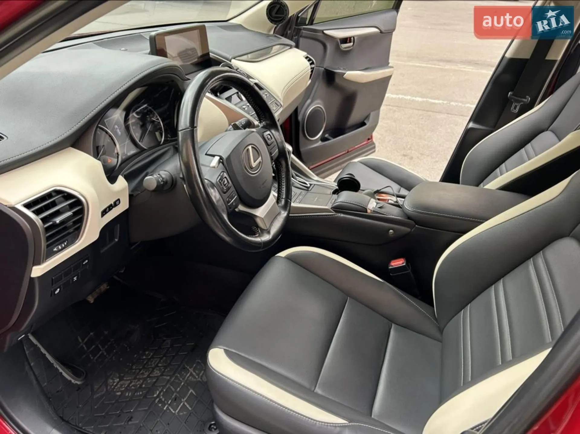 2019 Lexus NX - мініатюра 2