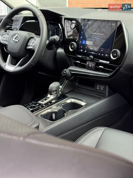 Внедорожник / Кроссовер Lexus NX 2023 в Одессе