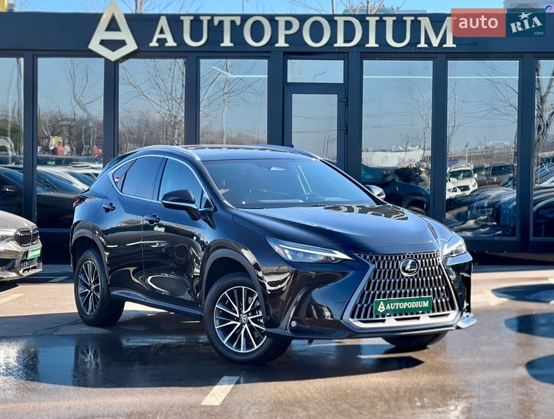 Lexus NX 2022