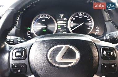 Позашляховик / Кросовер Lexus NX 2015 в Краснограді