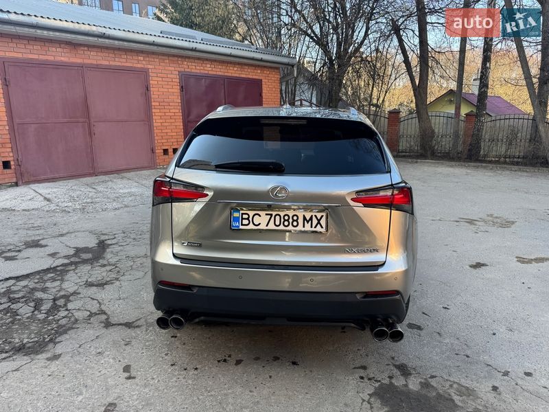 Позашляховик / Кросовер Lexus NX 2016 в Львові