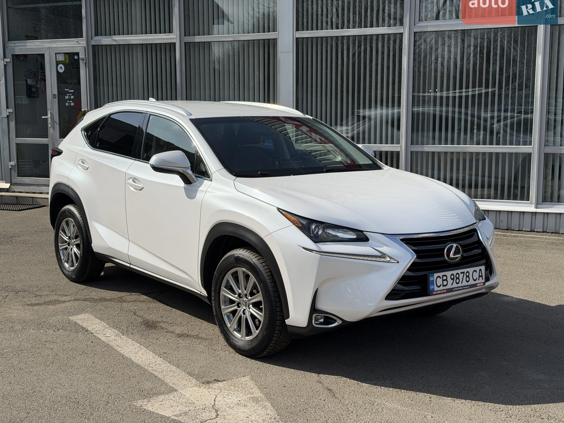 2017 Lexus NX - фото 1
