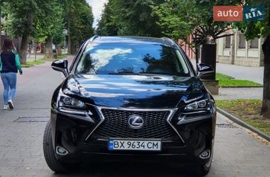Позашляховик / Кросовер Lexus NX 2015 в Івано-Франківську