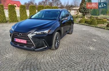 Позашляховик / Кросовер Lexus NX 2022 в Львові