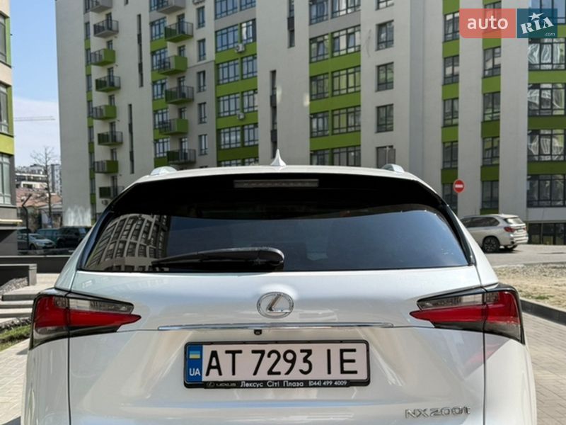 Внедорожник / Кроссовер Lexus NX 2016 в Ивано-Франковске