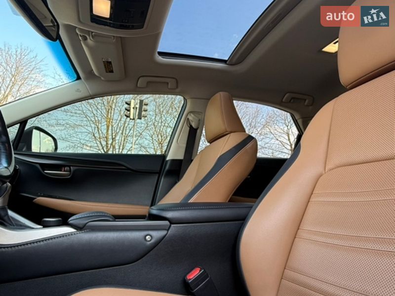 Внедорожник / Кроссовер Lexus NX 2016 в Ивано-Франковске