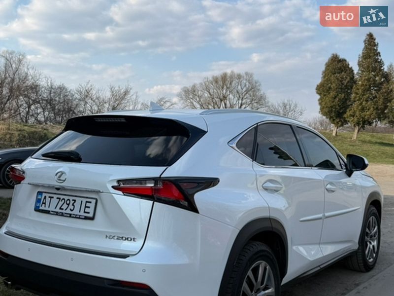 Внедорожник / Кроссовер Lexus NX 2016 в Ивано-Франковске