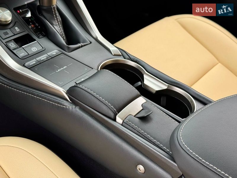 Внедорожник / Кроссовер Lexus NX 2020 в Киеве