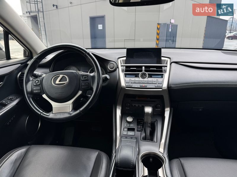 Внедорожник / Кроссовер Lexus NX 2015 в Киеве
