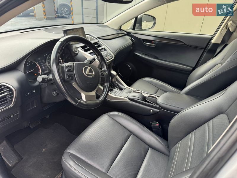 Внедорожник / Кроссовер Lexus NX 2015 в Киеве