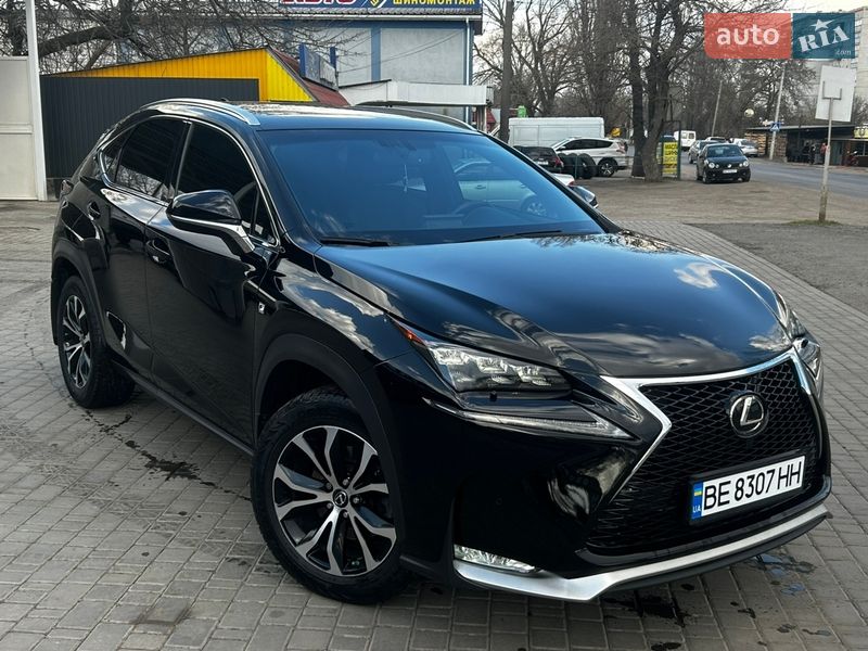 Позашляховик / Кросовер Lexus NX 2016 в Первомайську