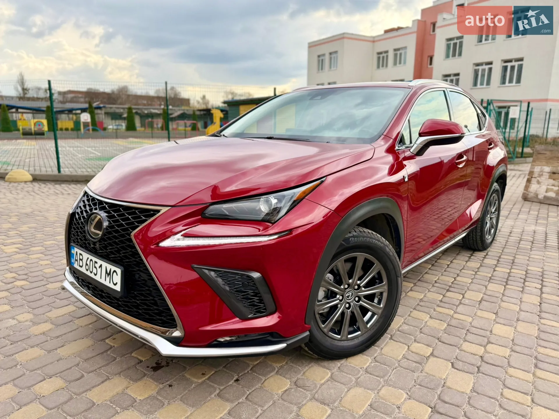 2019 Lexus NX - фото 1