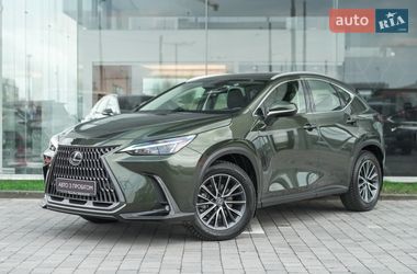 Позашляховик / Кросовер Lexus NX 2022 в Львові