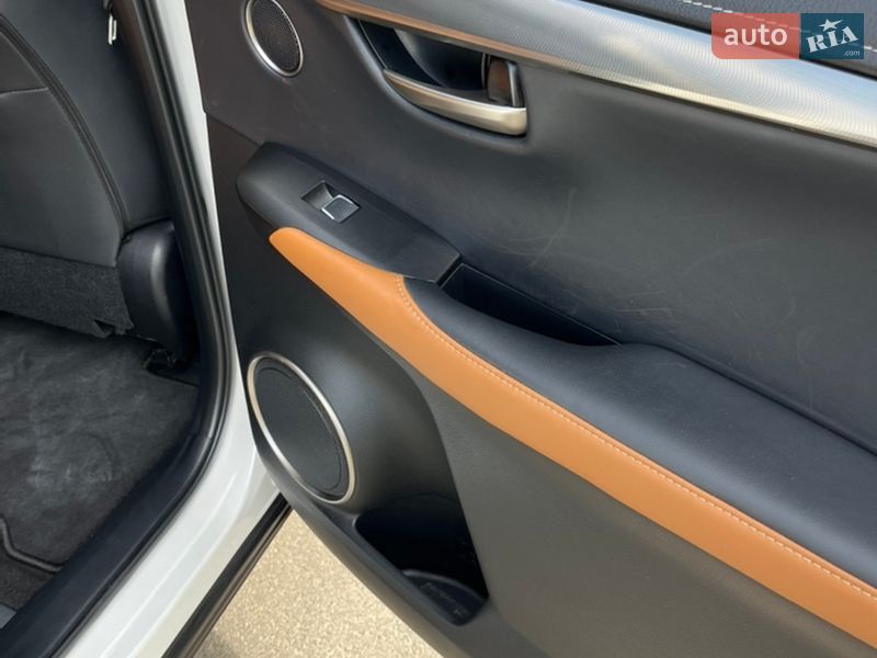 Позашляховик / Кросовер Lexus NX 2020 в Києві