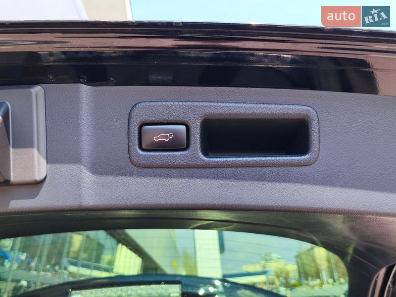 Позашляховик / Кросовер Lexus NX 2016 в Києві