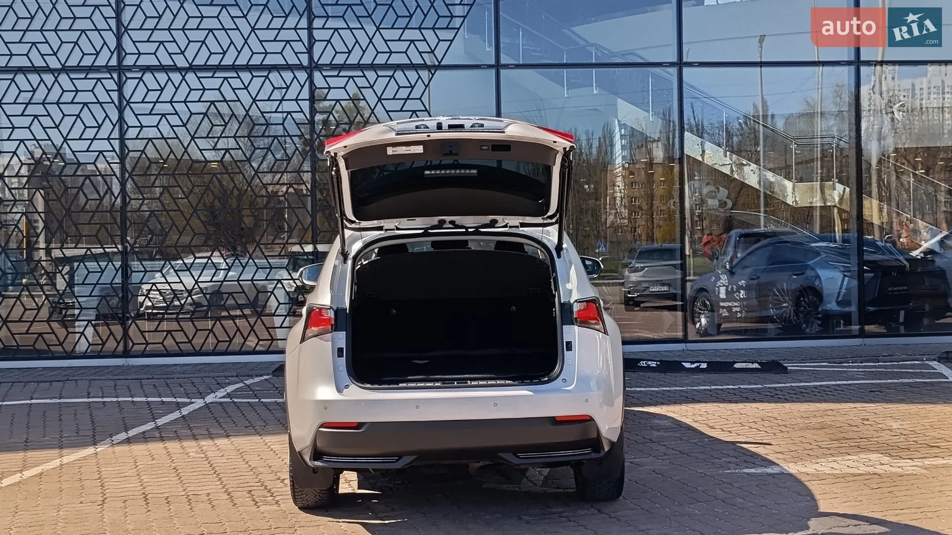 2016 Lexus NX - мініатюра 10