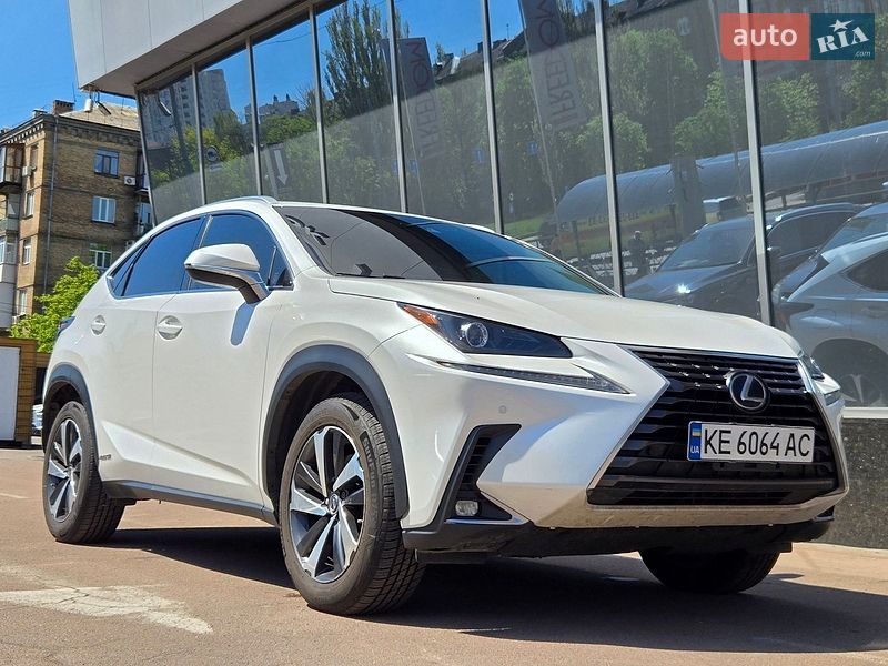 Lexus NX 2018
