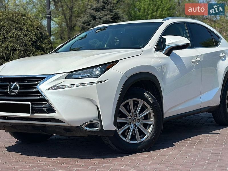 Внедорожник / Кроссовер Lexus NX 2017 в Днепре