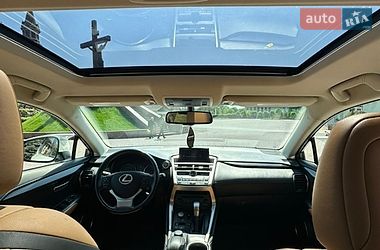 Внедорожник / Кроссовер Lexus NX 2017 в Днепре