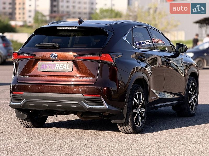 Внедорожник / Кроссовер Lexus NX 2017 в Кривом Роге