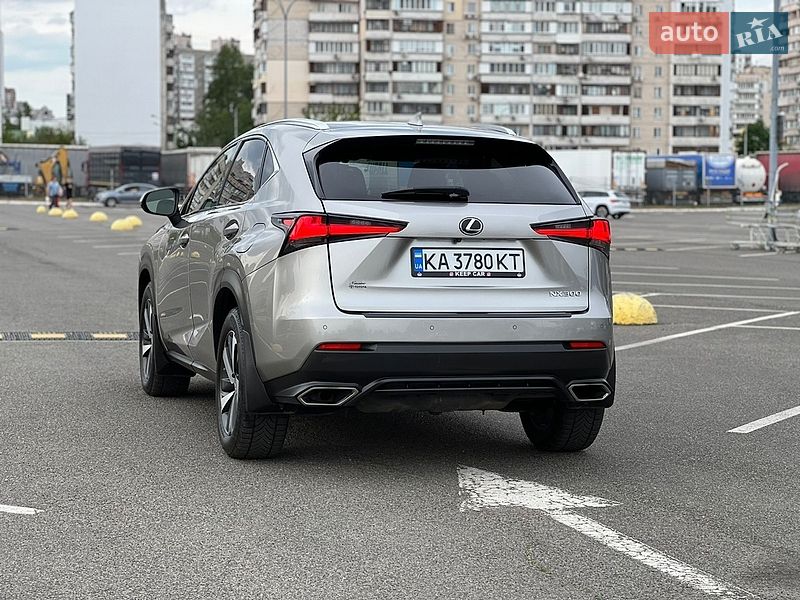 Внедорожник / Кроссовер Lexus NX 2017 в Киеве