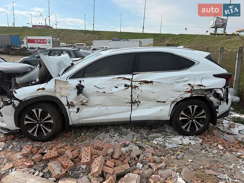 Внедорожник / Кроссовер Lexus NX 2018 в Киеве
