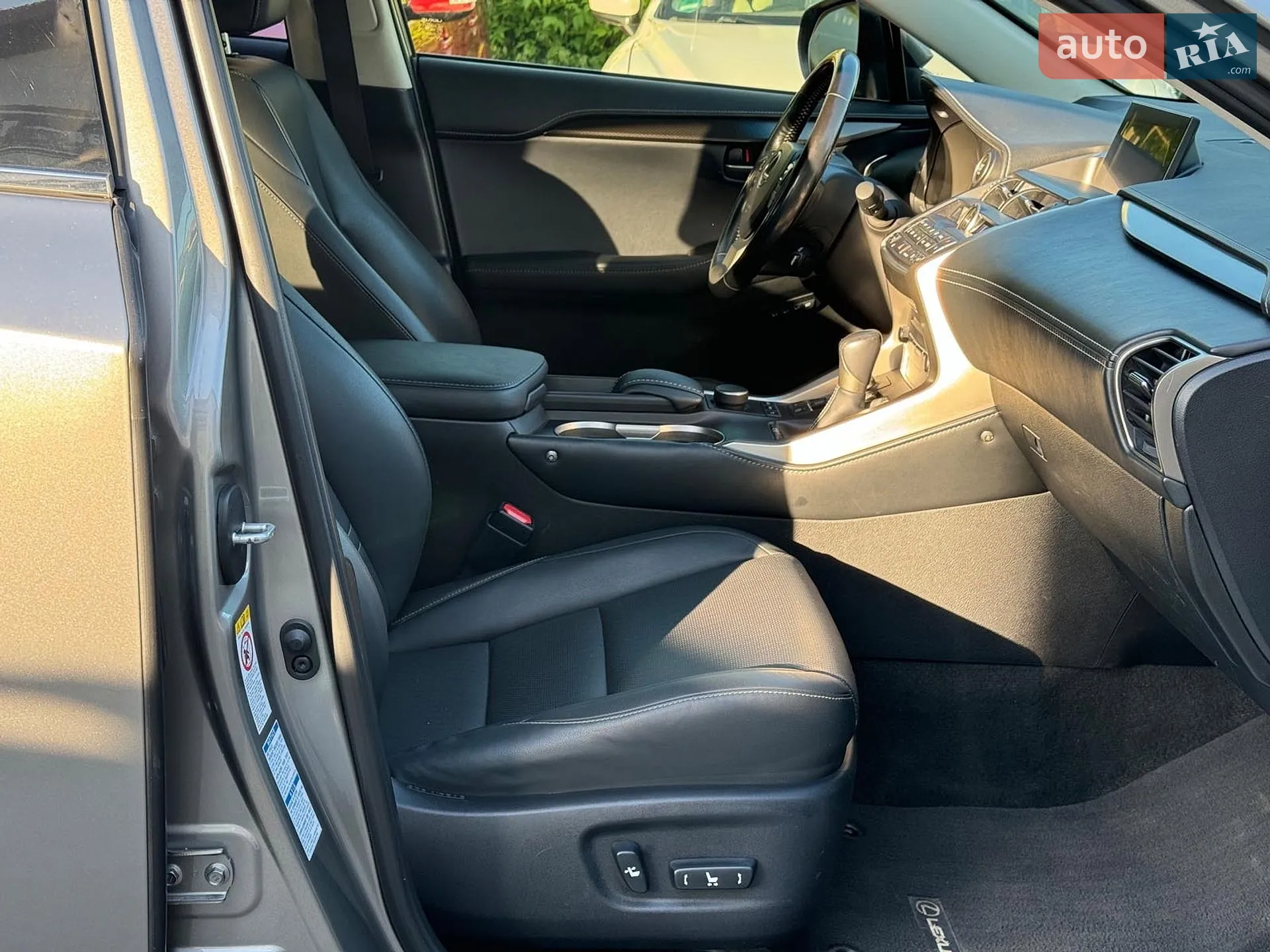 2016 Lexus NX - мініатюра 28