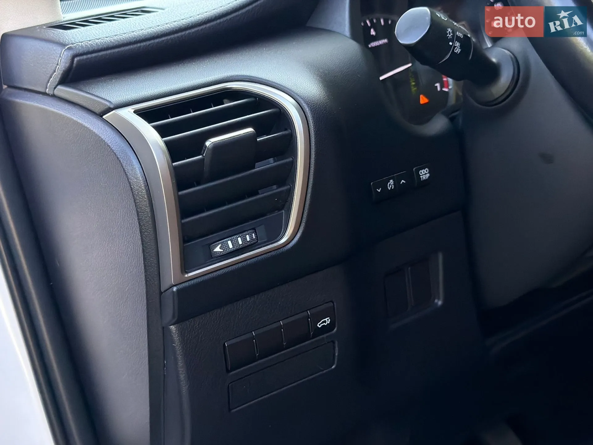 2016 Lexus NX - мініатюра 38