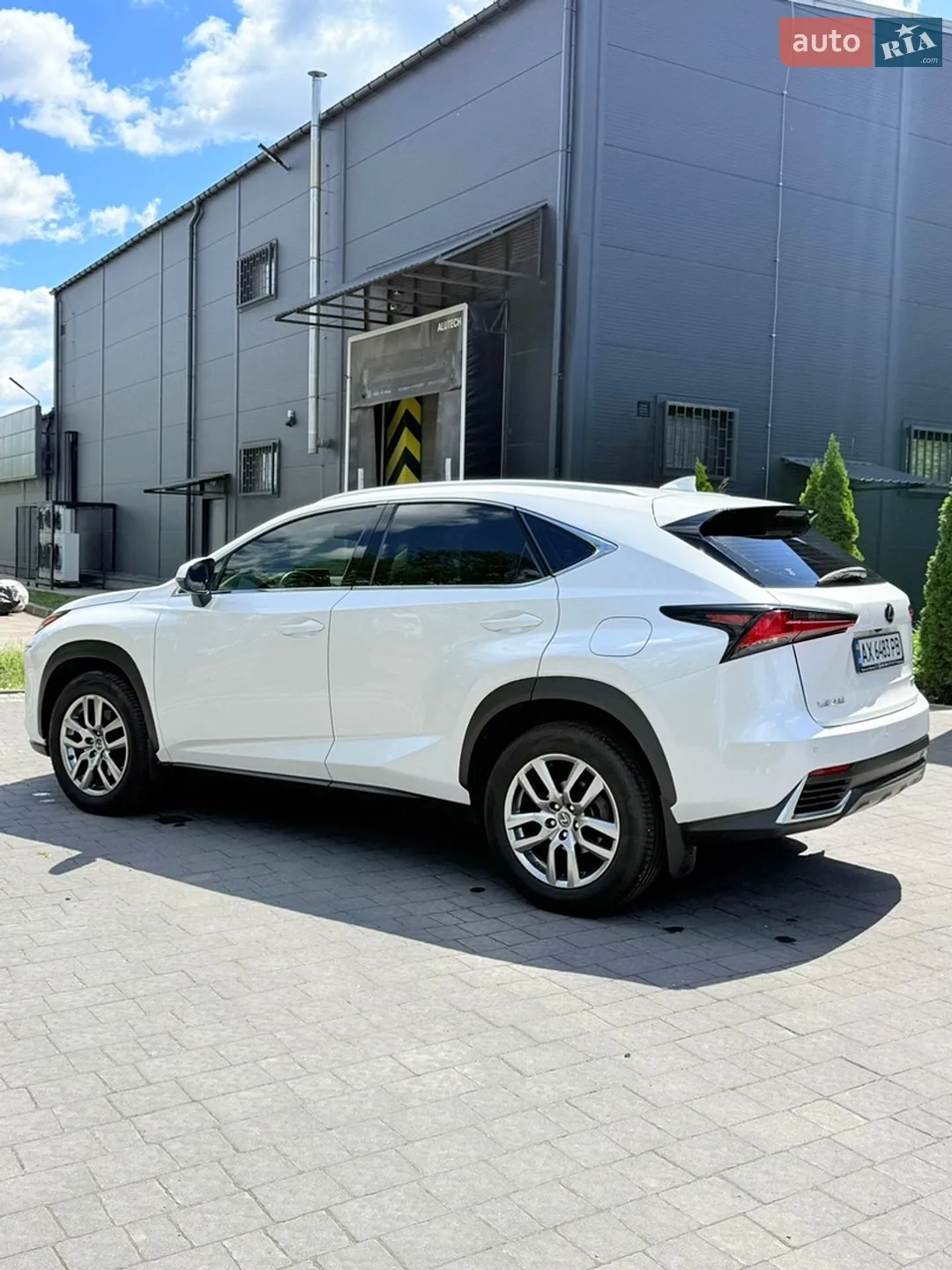 2019 Lexus NX - мініатюра 3
