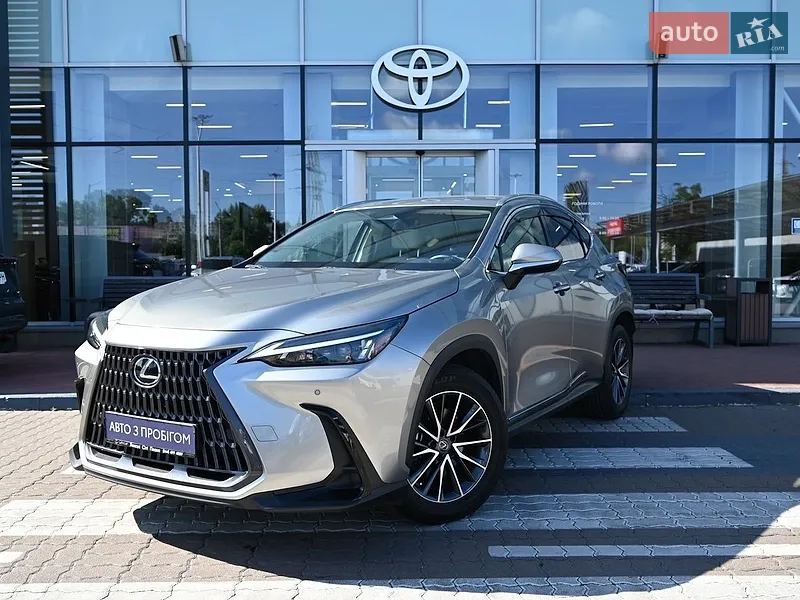 Lexus NX 2022