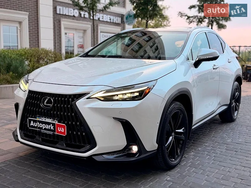 Lexus NX 2024
