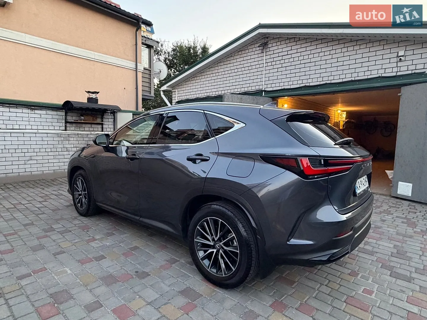 2021 Lexus NX - мініатюра 3