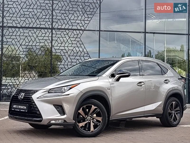 Lexus NX 2019