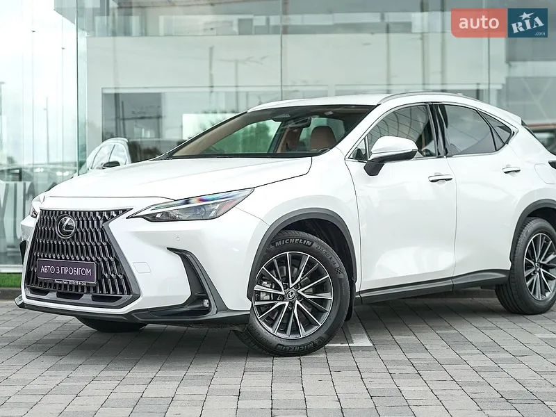 Lexus NX