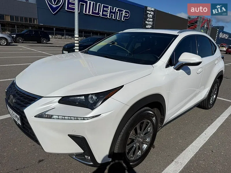 Lexus NX 2018
