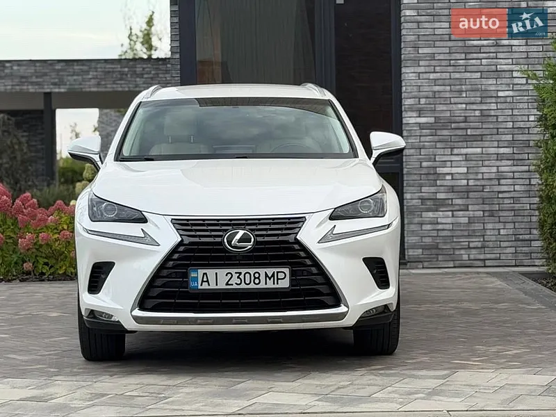 Lexus NX 2017