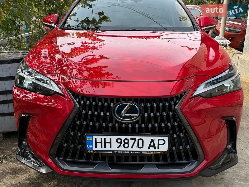 Lexus NX 2024