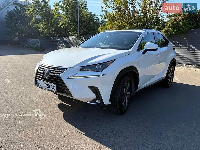 Lexus NX 2018