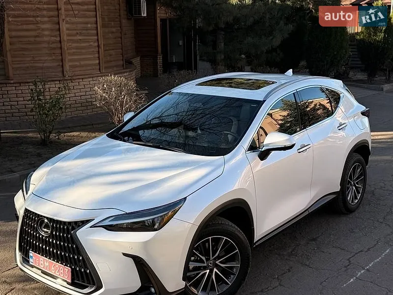 Lexus NX 2024