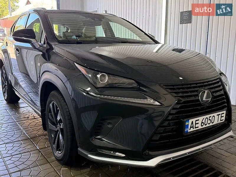 Lexus NX