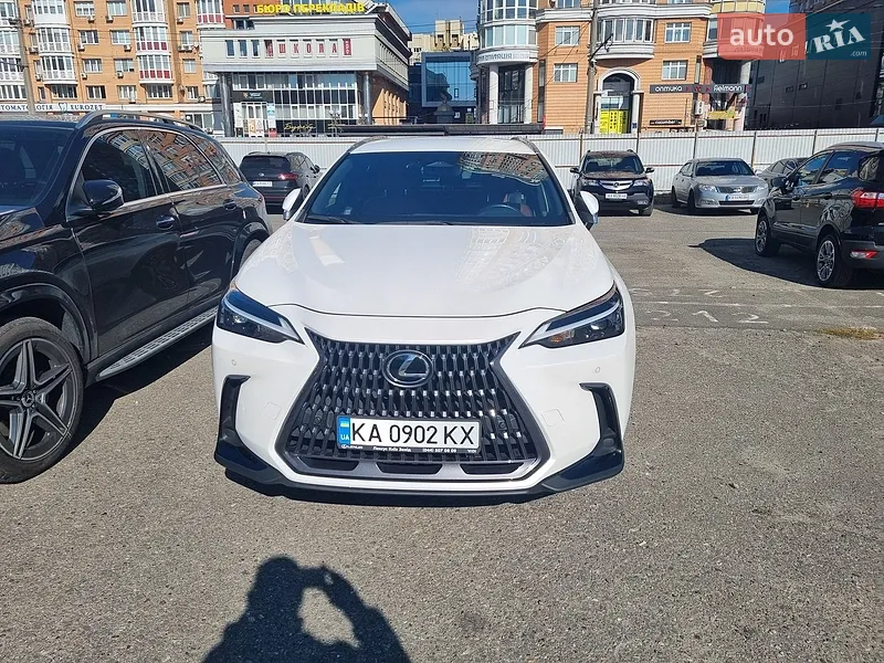 Lexus NX